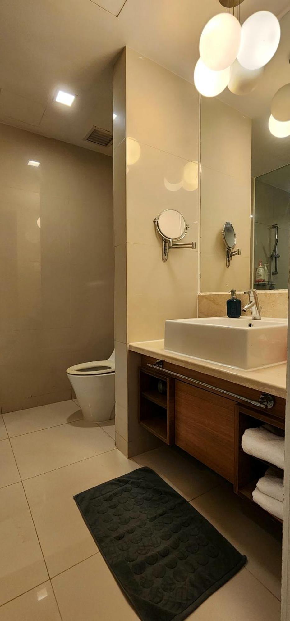 Cozy Super King Bed Studio Walking To Petronas Klcc Kuala Lumpur Exterior photo